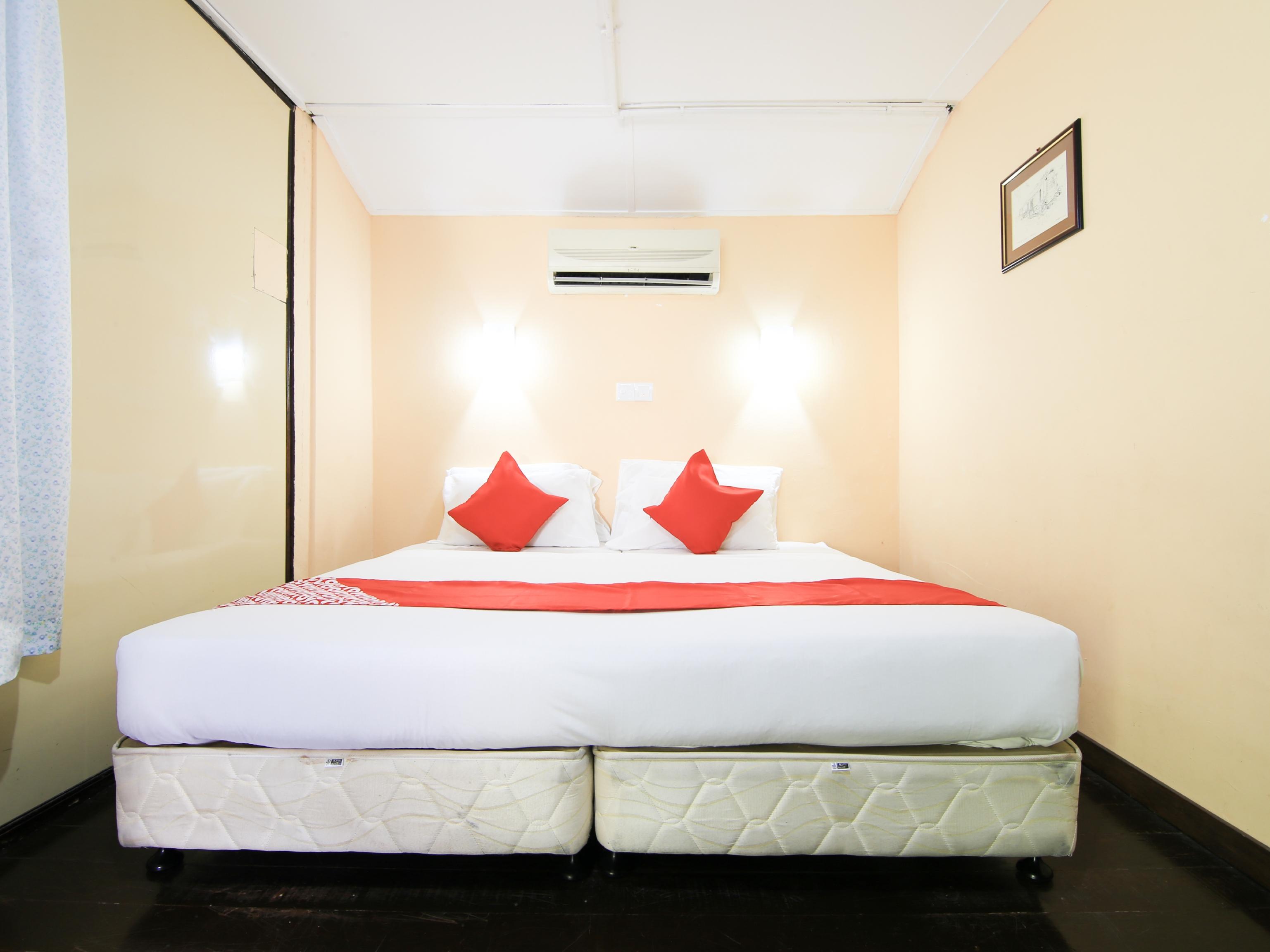 OYO 44084 Ombak Inn Chalet Kampung Teluk Nipah Bagian luar foto