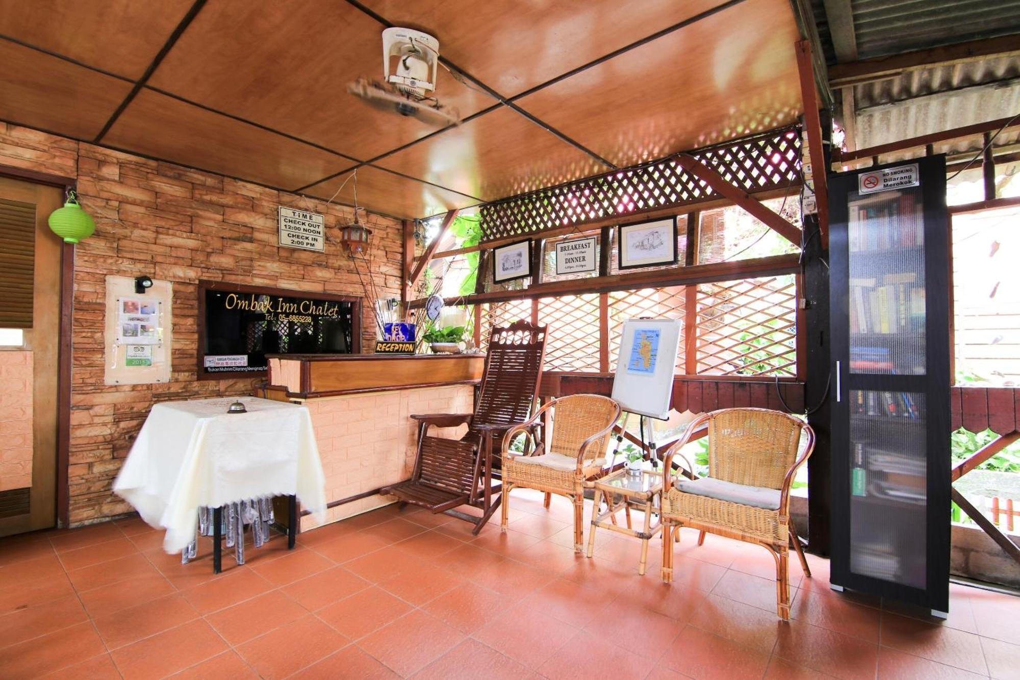 OYO 44084 Ombak Inn Chalet Kampung Teluk Nipah Bagian luar foto