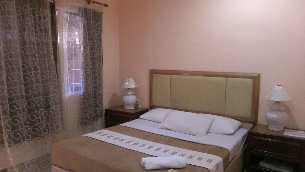 OYO 44084 Ombak Inn Chalet Kampung Teluk Nipah Bagian luar foto